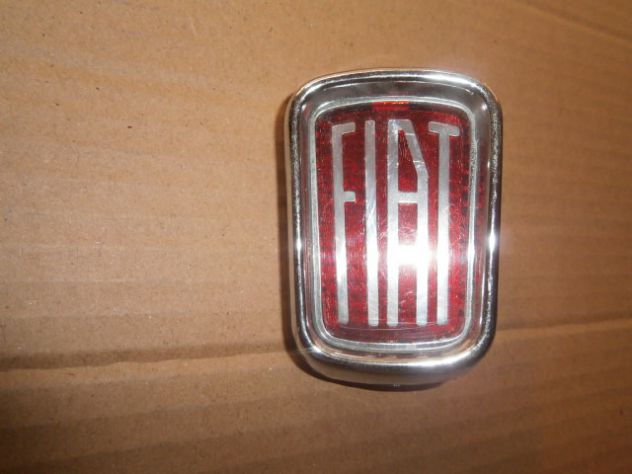 Logo mascherina calandra anteriore fiat 500 e fiat 127 prima serie NUOVO