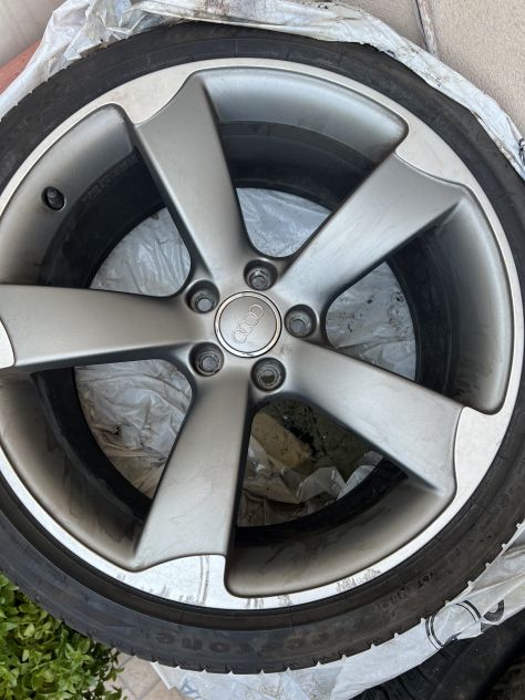 Kit 4 Cerchi 19" Originali Audi Sport con Gomme Estive Bridgestone 255/35 R19 - Foto 3