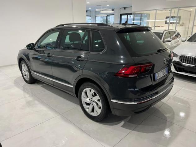 VOLKSWAGEN Tiguan 2.0 TDI 150 CV SCR DSG Advanced ACC rif. 24040149 - Foto 4
