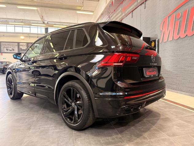 Volkswagen Tiguan 2.0 TDI SCR 110KWR-Line DSG chilometri certificati Casamadre, possibilità di estensione garanzia Casamadre. - Foto 7