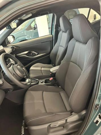 TOYOTA Yaris Cross 1.5h Icon fwd 130cv e-cvt rif. 24139692 - Foto 7