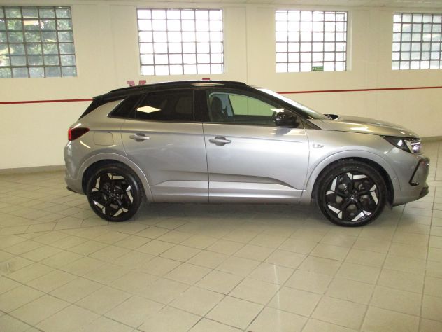 Opel Grandland 1.6 HYB PLUG-IN GSE AWD ULTIMATE (TOTALE 300CV) UNIPROPRIETARIO - Foto 3