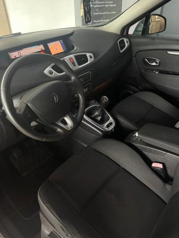 Renault Scenic X-Mod 1.9 dCi 130CV Luxe - Foto 9