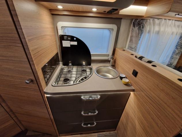 Semintegrale Weinsberg Carasuite 650 MF Nuovo - Foto 8