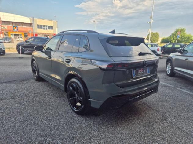 VOLKSWAGEN Tiguan 2.0 TDI 150 CV SCR DSG R-Line rif. 23952499 - Foto 5