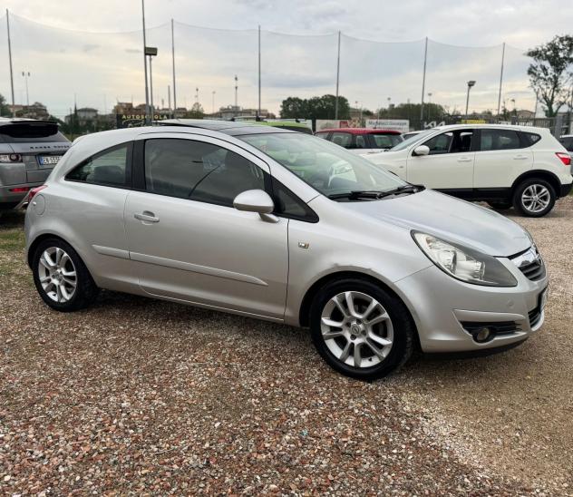 Opel Corsa 1.2 3 porte Sport Neopatentati - Foto 6