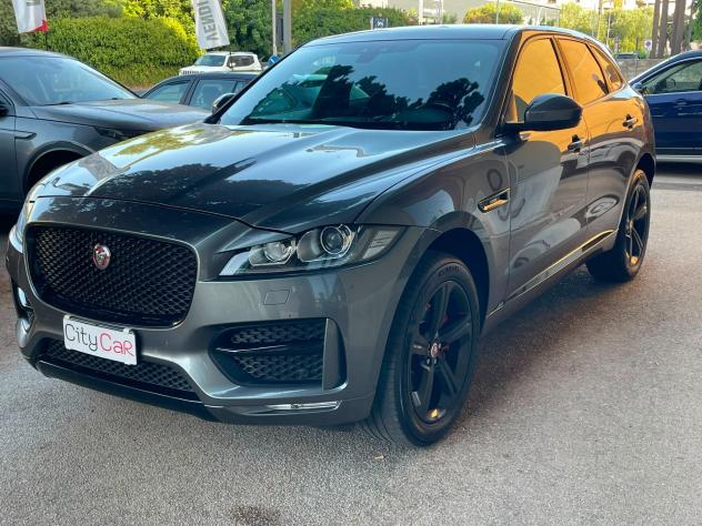 Jaguar F-Pace 2.0 D 180 CV AWD R-Sport - Foto 6