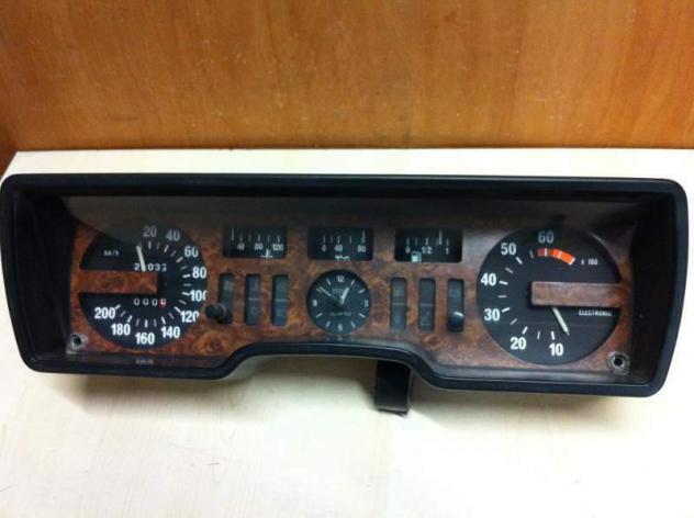 Strumentazione / Quadro Strumenti Alfa Romeo ALFETTA 2000