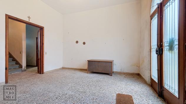 CASALE di 10 vani e di 300 mq (CASTELFRANCO DI SOTTO) rif. 3547 - Foto 12