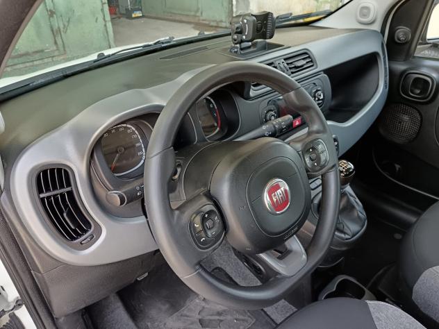 Fiat Panda 1.0 GSE S&S Hybrid Street Van 4 posti - Foto 9