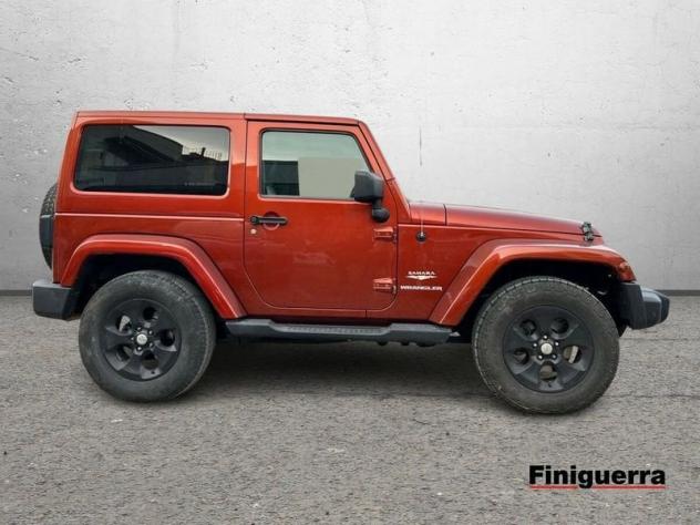 Jeep Wrangler 2.8 CRD DPF Sahara Auto - Foto 5