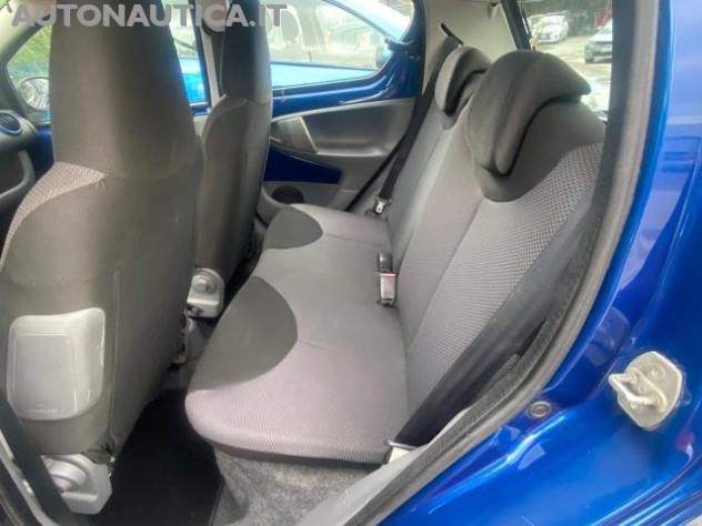 TOYOTA Aygo 1.0 12V VVT-i 5PORTE rif. 23996082 - Foto 9