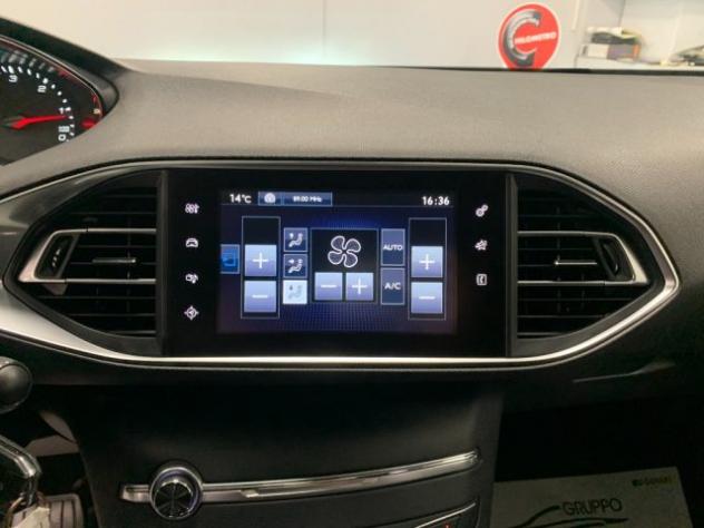 PEUGEOT 308 1.6 Diesel Automatico EAT6 Business rif. 24054478 - Foto 10