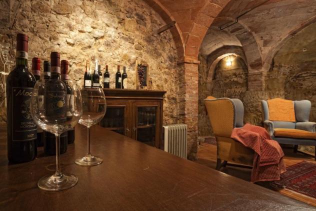 Albergo/Hotel in vendita a Montalcino 279 mq Rif: 754950 - Foto 2