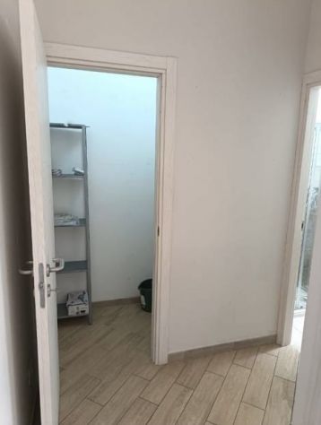 CORCOLLE GRAZIOSO BILOCALE ARREDATO CON BALCONE - Foto 7
