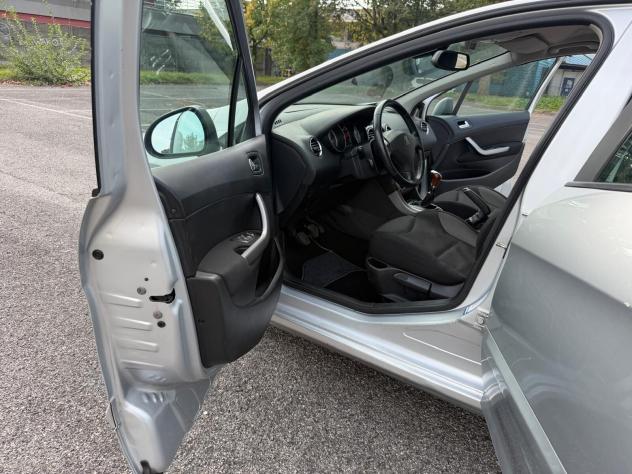 Peugeot 308 1.6 VTi 120CV 5p. Active - Foto 9