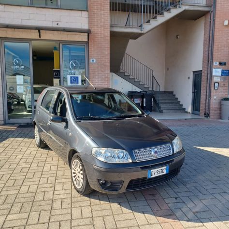 151858 KM PUNTO 1.3MJT 5P ECONOMICA E INDISTRUTTIBILE - Foto 5