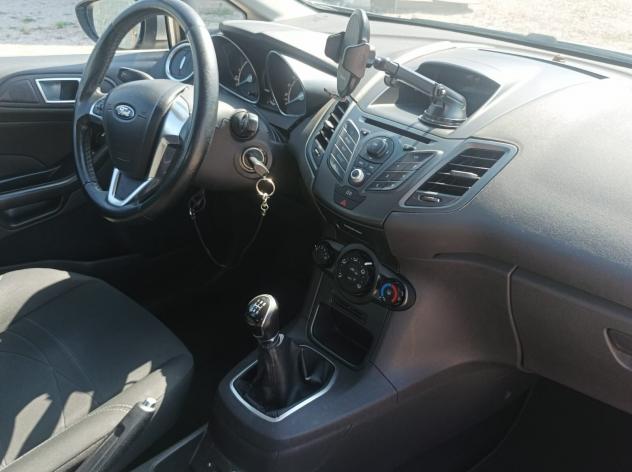 Ford Fiesta 1.5 TDCi 75CV 5 porte Titanium - Foto 10