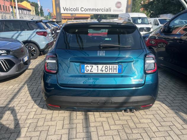 FIAT 600 1.2 Hybrid 145cv - Foto 10