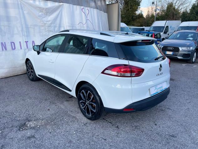 Renault Clio Sporter dCi 8V 90CV Start&Stop Energy Intens CAMBIO AUTOMATICO - Foto 4