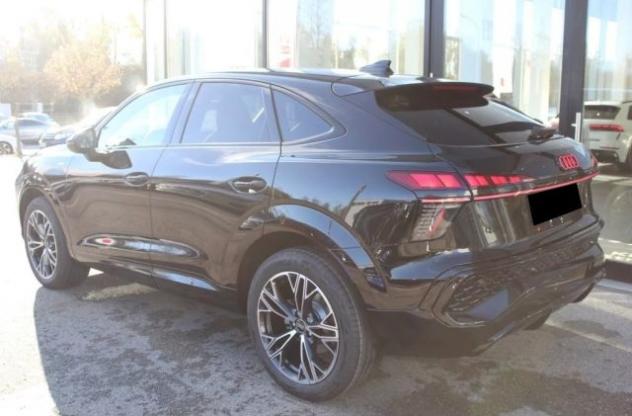 AUDI Q3 SPB TDI S tronic S line Sline rif. 23295352 - Foto 4