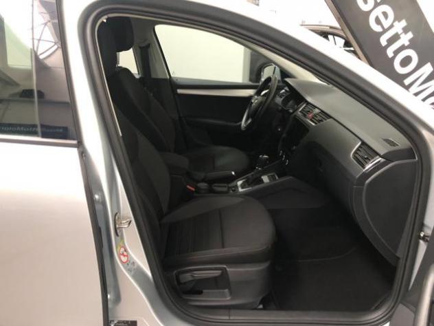 SKODA Octavia 1.6TDI DSG 116CV SW EXECUTIVE rif. 24013610 - Foto 5