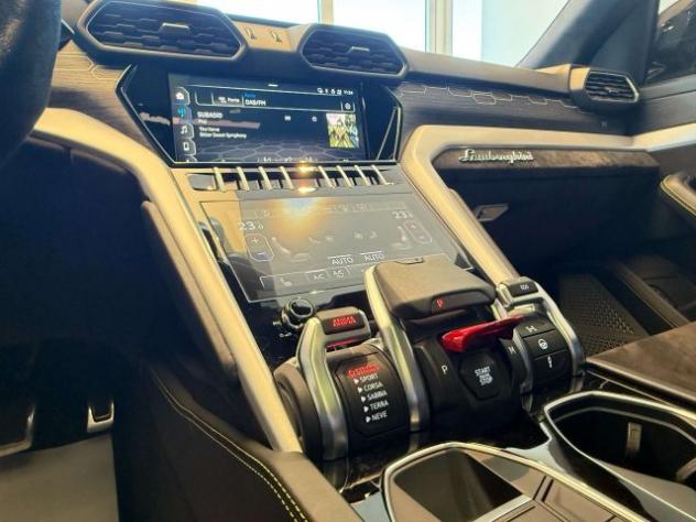 LAMBORGHINI Urus PEARL CAPSULE rif. 23907969 - Foto 8