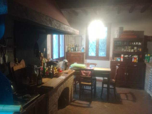 Villa di 10600 m² con più di 5 locali e box auto in vendita a Carpi - Foto 5