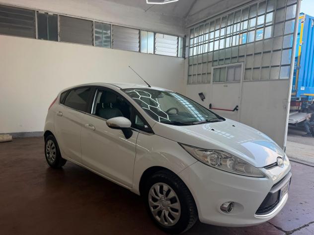 Ford Fiesta 1.4 5 porte Bz.- GPL Titanium - Foto 2