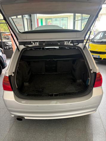Bmw 320 320d cat Touring MSport - Foto 7