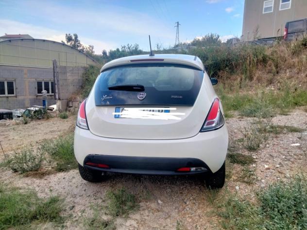 Lancia Ypsilon 1.2 69 CV 5 porte GPL Ecochic Gold - Foto 5