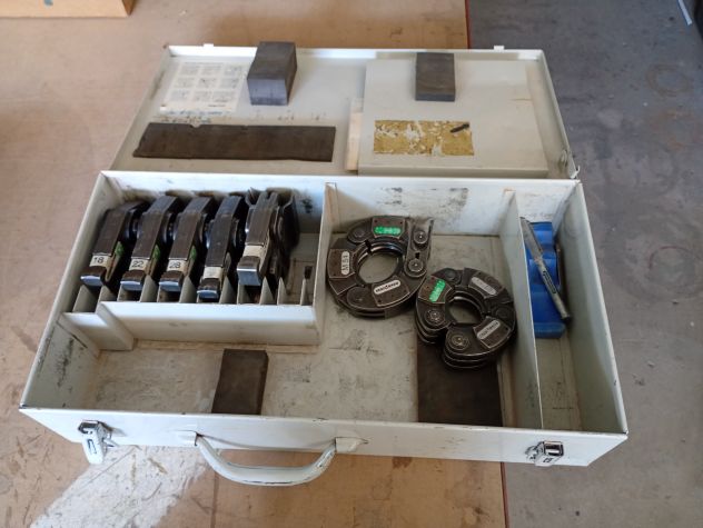 Pressatrice elettrica ridgid - Foto 2