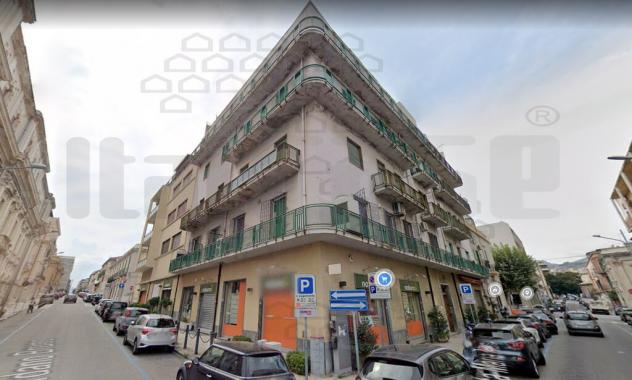 APPARTAMENTO di 6 vani e di 200 mq (MESSINA) rif. 2VS16407
