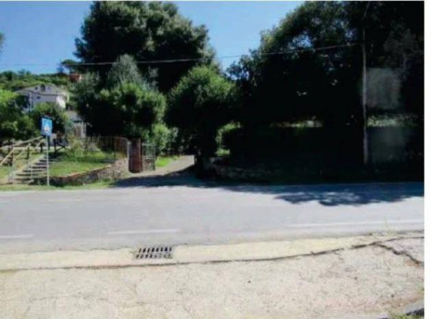 Immobile in asta di 122 m², box auto in vendita a Perugia - Foto 2