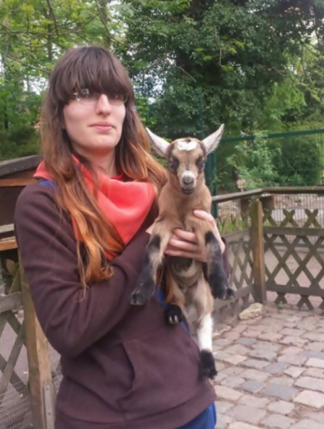 Donna di Acerra. Fisico Normale Tel:
