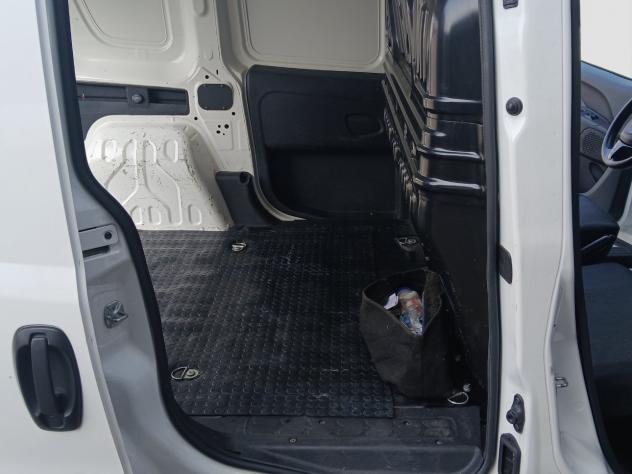 Fiat Doblo Doblò 1.6 MJT 105CV S&S PC-TN Cargo Lounge - Foto 17