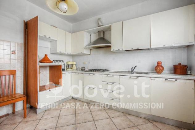 Appartamento di 102 m² con 3 locali e box auto in vendita a Lonate Pozzolo - Foto 4