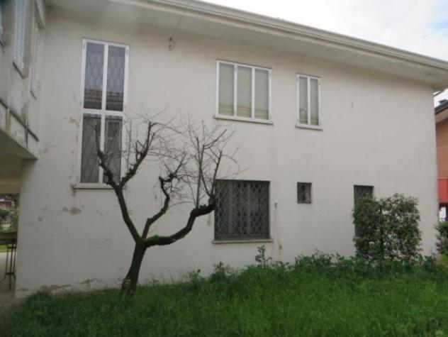 Immobile in asta di 442 m² con più di 5 locali in vendita a Rovigo - Foto 3