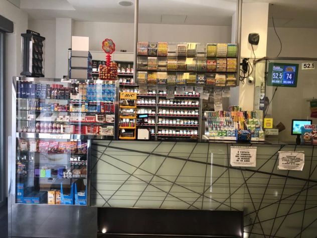 Tabaccheria centralissima in paese tra Milano e Monza