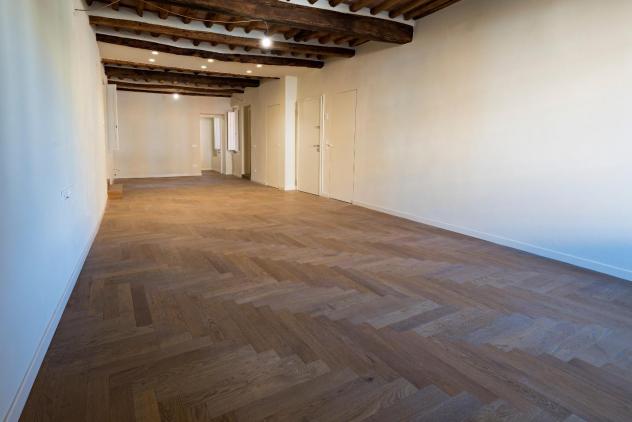 Appartamento in vendita a Lucca 180 mq Rif: 1303066 - Foto 2