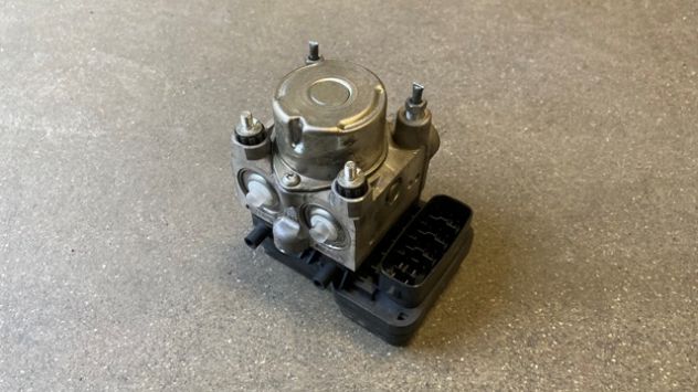 Centralina ABS Daihatsu Terios 1.5 benzina del 2010 (44510-B4020) - Foto 2