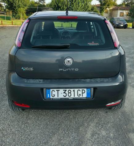 Fiat Punto 1.4 8V 5 porte Naturalpower Lounge - Foto 3