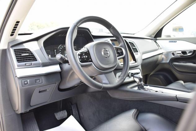VOLVO - XC90 - 2.0 D4 190CV AUTOM. 8M Geartronic Momentum - ADAS - PELLE - NAVI - CRUISE AD - BT - SENSORI - 360 CAMERA - FULL LED - Foto 5