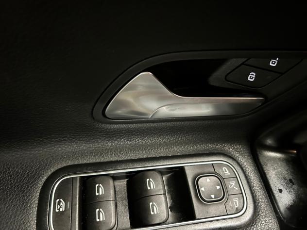 MERCEDES Classe A (W177) A 180 d Automatic Business Extra - Foto 10