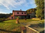 Villa in vendita a Monsagrati - Pescaglia 280 mq  Rif: 1068867