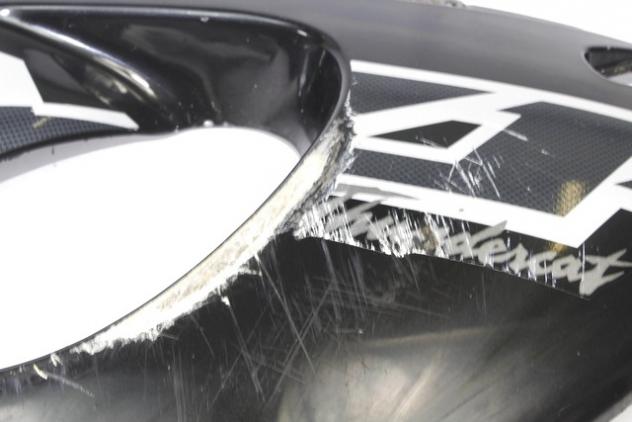 CARENA ANTERIORE DESTRA YAMAHA YZF 600 R THUNDERCAT 1996 - 2004 4TVY283V000X RIGHT SIDE FRONT FAIRING CON GRAFFI PICCOLA CREPA - Foto 2
