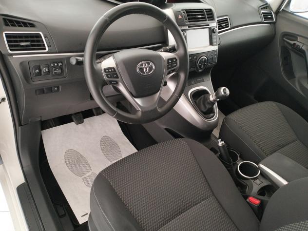 Toyota Verso 1.6 D-4D - 7 POSTI - Foto 7