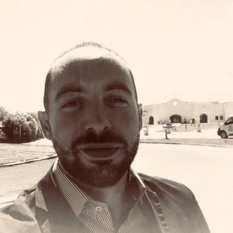 cerco lavoro in comunicazione,scrittura e supporto social