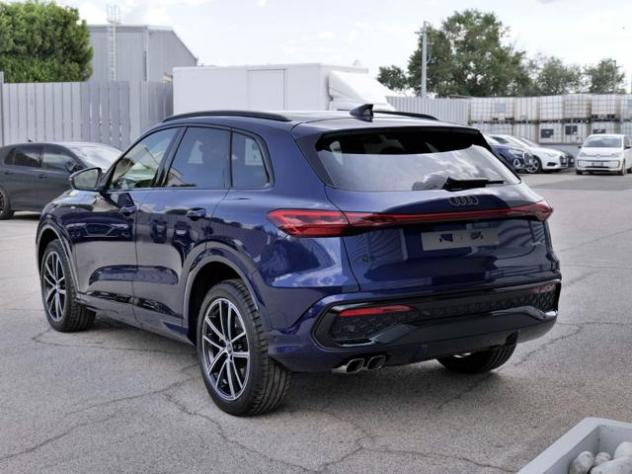 AUDI Q5 NEW 2.0 Tdi Quattro 204cv S-tronic S-line edition rif. 23775527 - Foto 3