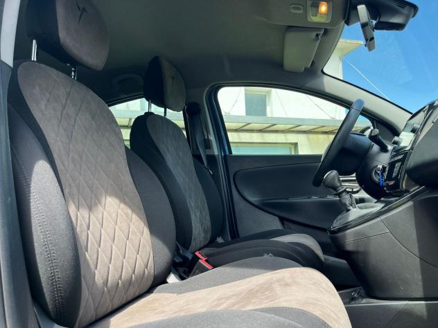 Lancia Ypsilon 1.0 FireFly 70cv S&S Hybrid GOLD - Foto 9